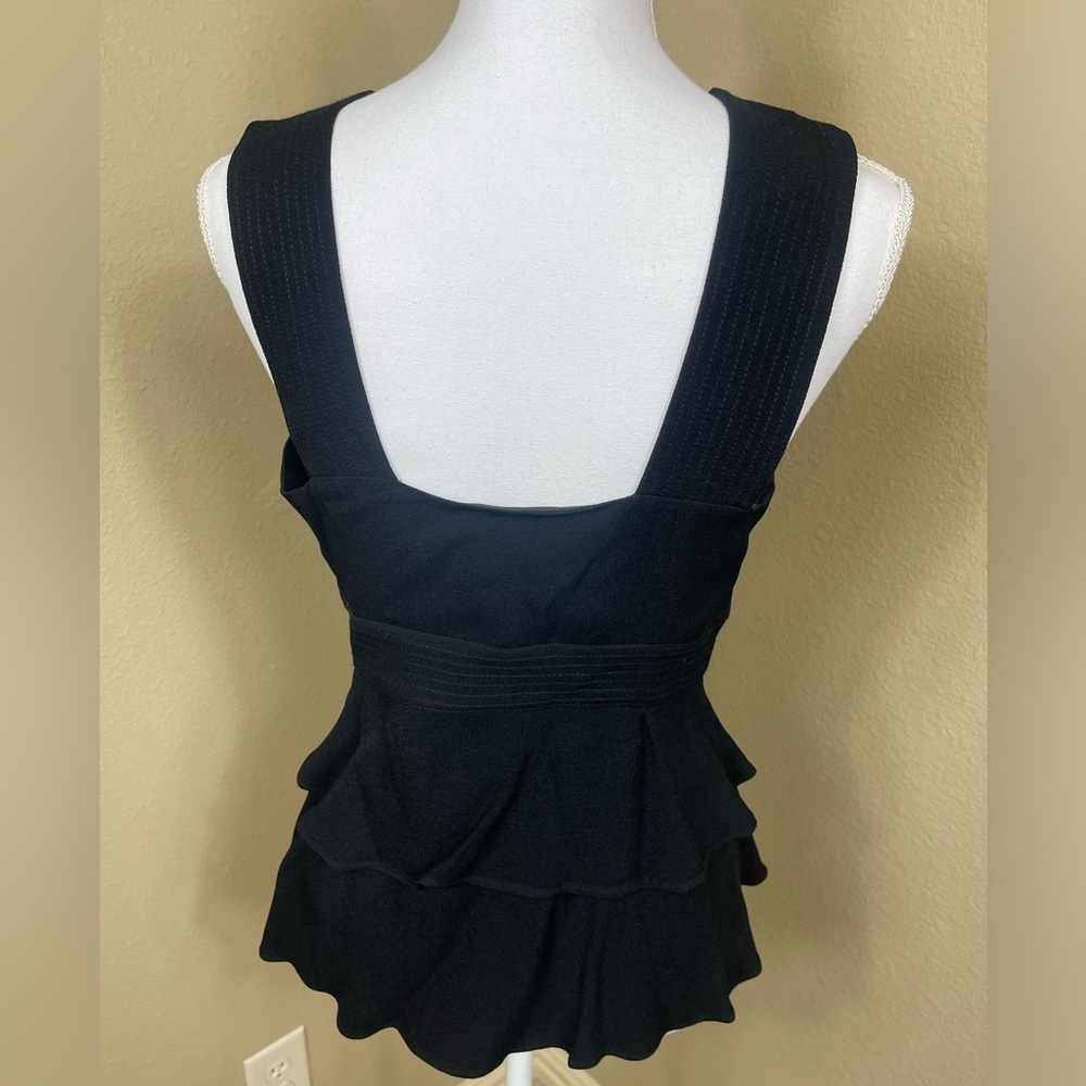 Trouvé size small sleeveless Plunge zippered top - Picture 2 of 8